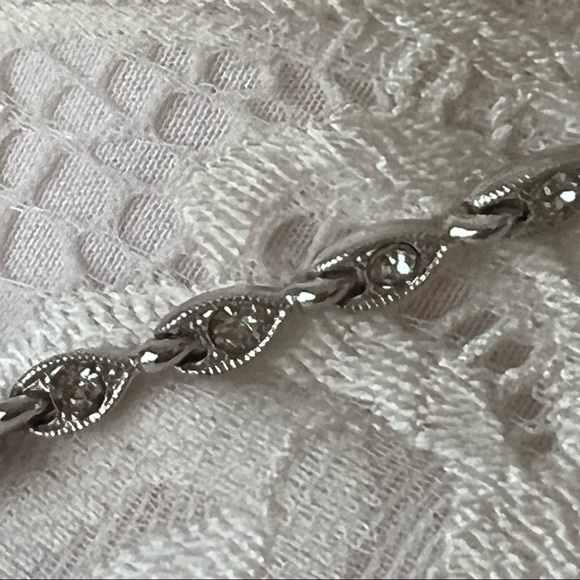 Bogoff rare vintage necklace and earrings set icy rhinestones - Picture 7 of 13